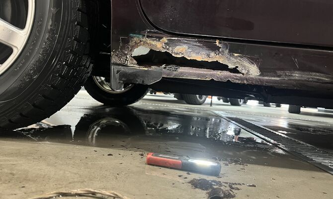 車の板金塗装はトータルリペアくさかにお任せください！札幌市、北広島市近郊で承っております。